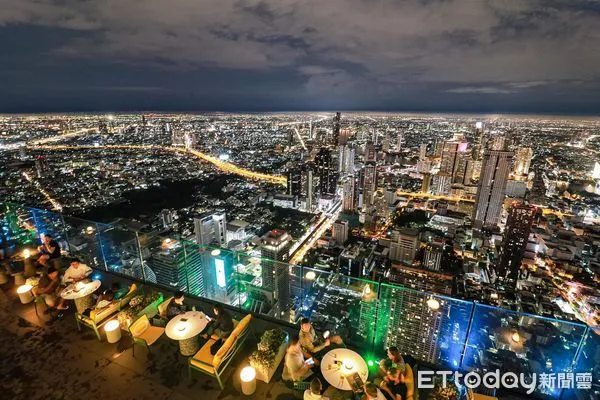 ▲▼曼谷Mahanakhon SkyWalk天空步道。（圖／記者蔡玟君攝）