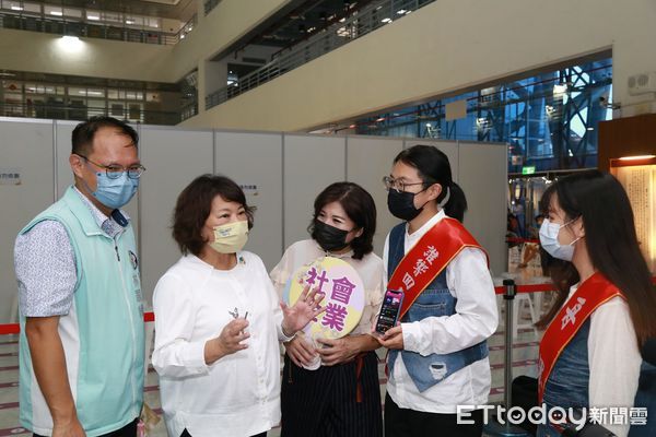 ▲▼ 嘉有社企女力崛起 創業營業登記  。（圖／嘉義市政府提供）