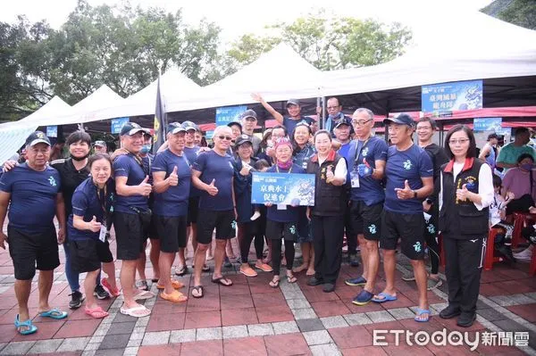 ▲▼太平洋國際龍舟節在花蓮縣壽豐鄉鯉魚潭風景區熱鬧登場，共有來自國內各縣市共106隊1908位選手參賽。（圖／花蓮縣政府提供，下同）