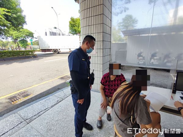 ▲▼高雄水餃阿嬤孫女回家了。（圖／記者吳奕靖翻攝）