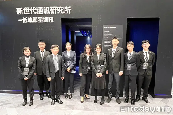 ▲鴻海與中央大學攜手合作台灣業界第一顆實驗低軌通訊衛星。（鴻海科技集團鴻海研究院提供）