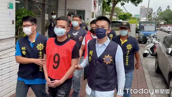 ▲台南市警局舉淨化選前治安，針對暴力犯罪集團及非法槍械同步威力掃蕩，共檢肅5名治平對象、21名成員，合計到案26人，緝獲各式槍枝5枝、子彈175顆，展現維護治安決心。（圖／記者林悅翻攝，下同）