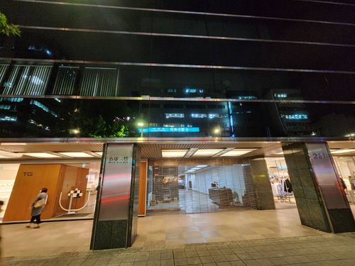 「一塊布」點燃PCB概念股4檔亮燈　台玻爆10萬張委買搶購