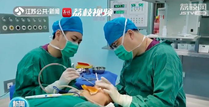 ▲▼黑頭粉刺竟是癌症。（圖／翻攝自荔枝新聞）