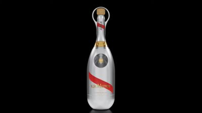 法公司耗時5年創「太空款香檳」　特殊裝置噴氣泡球！零重力照開趴