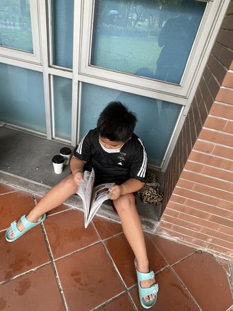 ▲萁萁兒子被同學霸凌。（圖／翻攝自臉書／萁萁的黃三寶）