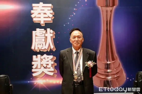 ▲▼花蓮慈濟醫院急診部胡勝川教授獲厚生基金會第32屆醫療奉獻獎「個人醫療奉獻獎」殊榮。（圖／慈濟醫學中心提供，下同）