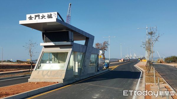 ▲▼國內第一座大規模跨海大橋「金門大橋」推動超過20年，工程經歷12年完工，將在10月30日下午3時正式通車。（圖／記者林明揚翻攝）