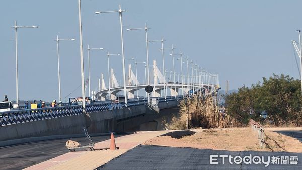 ▲▼國內第一座大規模跨海大橋「金門大橋」推動超過20年，工程經歷12年完工，將在10月30日下午3時正式通車。（圖／記者林明揚翻攝）