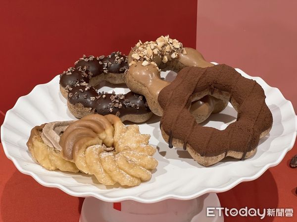 ▲▼「Mister Donut X GODIVA」聯名甜甜圈回歸。（圖／記者蕭筠攝）