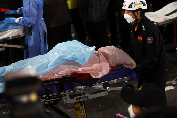 [新聞] 梨泰院「萬聖節踩踏」120死100傷　20歲倖存者：到處在喊救命