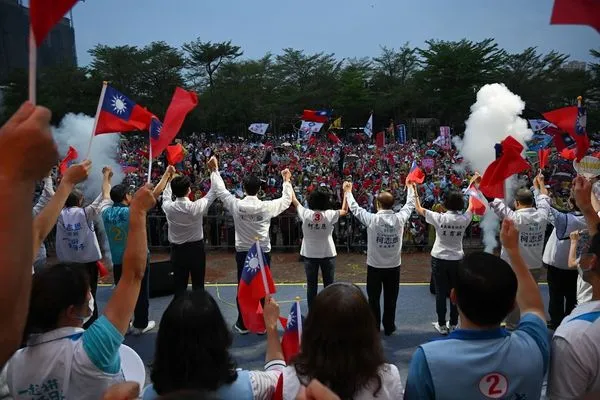 ▲▼     柯志恩造勢支持者超乎預期　主辦單位急調千張椅子支援        。（圖／柯志恩競選辦公室提供）