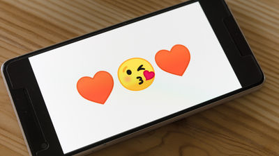 黑色＝我討厭你！冷知識「不同顏色愛心emoji」含意差很多　小心用錯很尷尬