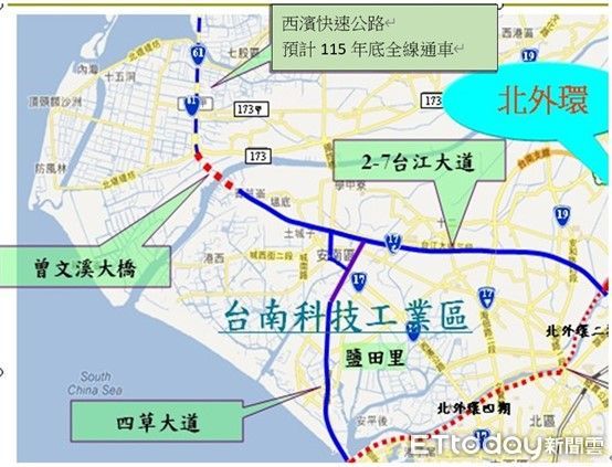 ▲台南市長黃偉哲率領市府團隊，以「四橫三縱」藍圖，向中央爭取近400億元經費興建高架道路，將有效改善交通壅塞車流回堵問題。（圖／記者林悅翻攝，下同）