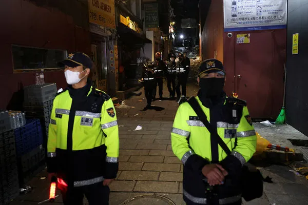 ▲▼外界質疑，南韓政府在首爾梨泰院的警力分配嚴重不足。（圖／路透）