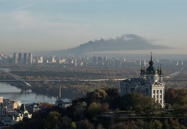 ▲▼烏克蘭基輔地區遭受俄軍攻擊。（圖／路透）