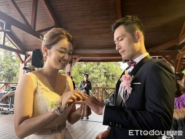 ▲▼  全台最高海拔森林系婚禮，16對新人刻畫永恆的愛 2022神木下婚禮 。（圖／記者翁伊森攝）