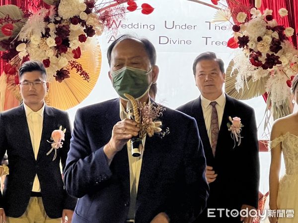 ▲▼  全台最高海拔森林系婚禮，16對新人刻畫永恆的愛 2022神木下婚禮 。（圖／記者翁伊森攝）