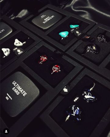 ▲天王星成員選在出道日集體發文。（圖／翻攝自高胥崴IG）