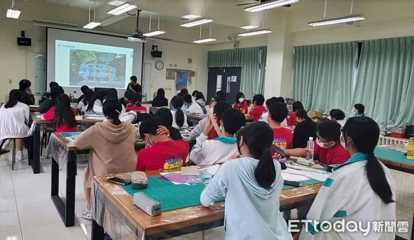 ▲4日起舉辦觀光旅宿業者與學校工作坊，共同推廣藝術實作。（圖／記者楊漢聲翻攝）