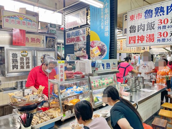 ▲▼花少少吃到爽！嘉義東市魯熟肉銅板美食點滿一桌（圖／VIVIYU小世界提供）