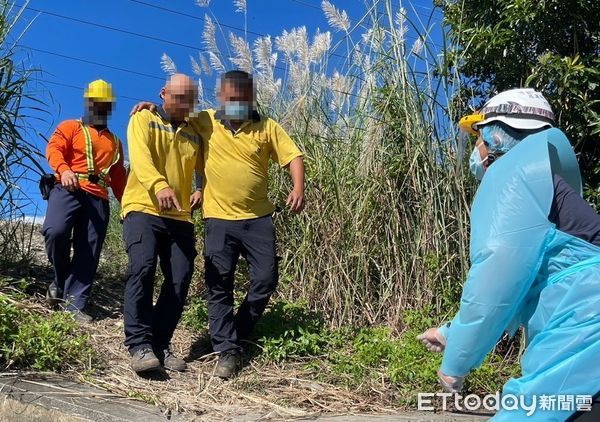 ▲▼搶修震災路段「施工不慎遭鋼軌擊中」，台鐵4名道班工人受傷 。（圖／記者楊漢聲翻攝）