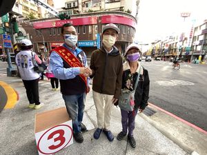 人行道、騎樓高低差「走這段常跌倒」！黃永昌花1年改建：做對的事