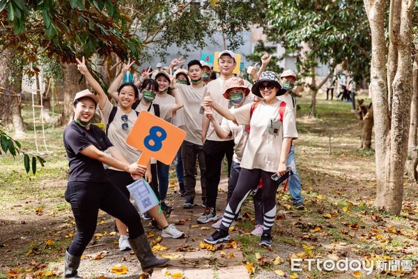 ▲「森麟人」植樹活動4日在屏東車城保力實驗林場進行            。（圖／清景麟教育基金會提供，下同）