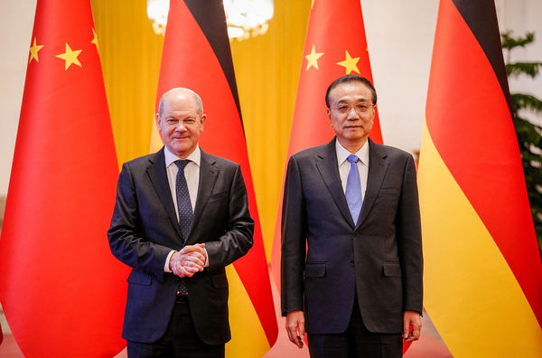 ▲▼德國總理蕭茲（Olaf Scholz）4日訪問中國北京與中國國務院總理李克強出席記者會。（圖／路透）