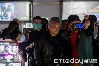 教主出現Wirforce!NVIDIA執行長現身BYOC 網友齊喊:拿4090開燒