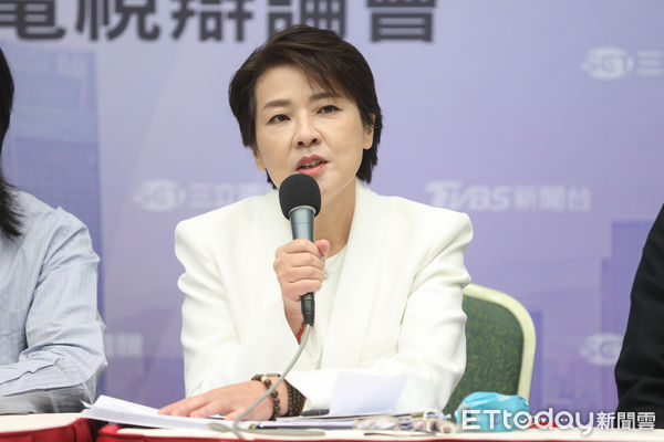▲台北市長候選人黃珊珊於市長辯論會後受訪。（圖／記者林敬旻攝）