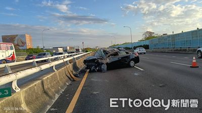 快訊／國1彰化段6車連環撞！黑車「整車撞爛」　3人受傷