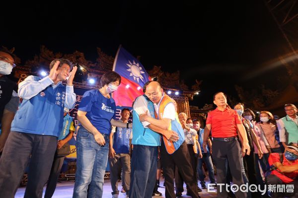 ▲高雄市前市長韓國瑜南下東港為蘇清泉助選             。（圖／蘇清泉服務處提供，下同）