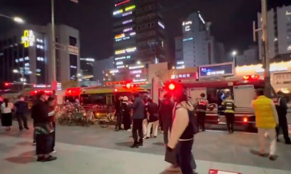 ▲▼南韓首爾「火車出軌」　至少30人受傷送醫。（圖／翻攝自推特）