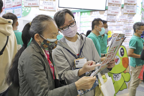 ▲2022台北國際旅展於今天最後一天，現場業者再加碼優惠搶客。（圖／台灣觀光協會提供）