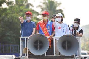 柯志恩合體李四川、林義迪旗美地區車隊掃街　民眾熱情有增無減