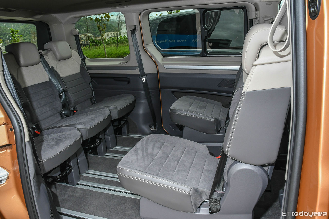 ▲新一代Multivan T7搭上關鍵的MQB平台，舒適度有感提升！（圖／記者徐煜展攝，以下同。）