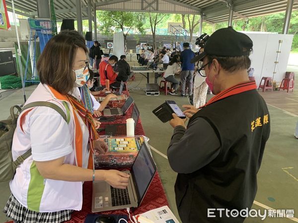 ▲▼健保署東區業務組於花蓮縣卓溪鄉舉辦「虛擬健保卡在地培力訓練活動」。（圖／門諾醫院提供，下同）