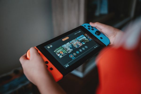 ▲▼任天堂,Switch。（圖／取自免費圖庫 Unsplash）