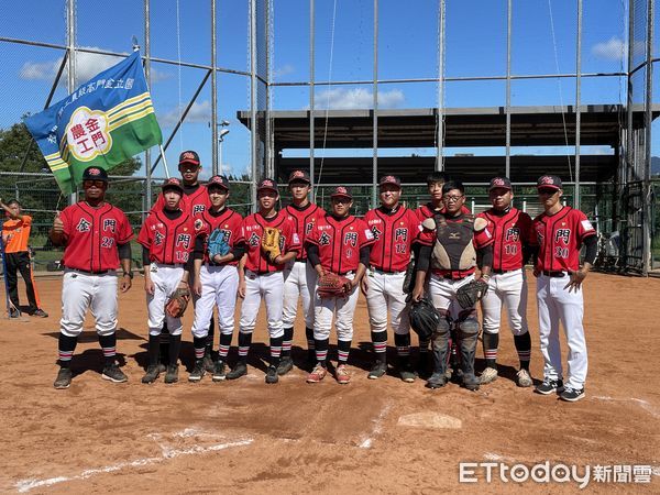 ▲中信盃黑豹旗，金門聯隊。（圖／記者楊舒帆攝）