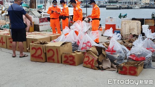 ▲▼澎湖漁船藏通緝犯準備偷渡 傳出退休員警牽線。（圖／記者陳韋男攝）