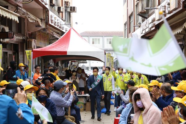 ▲▼李問競選總部成立　強調「推動改革沒包袱」。（圖／民進黨連江黨部）