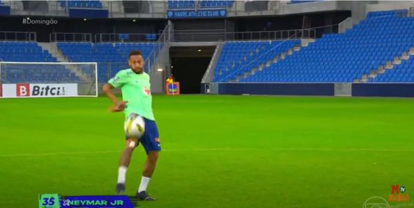 ▲▼巴西球星內馬爾（Neymar）成功控停35公尺落下的足球。（圖／翻攝自YouTube／MARCA）