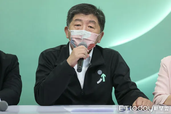 ▲台北市長候選人出席「感謝支持，陳時中小額募款」記者會。（圖／記者林敬旻攝）