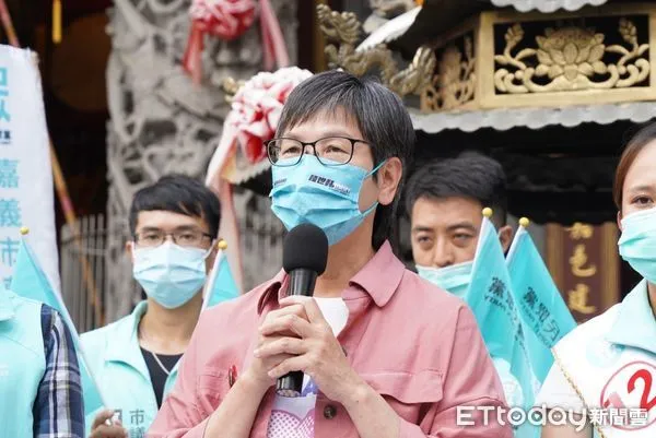 ▲▼ 民眾黨嘉義市由前立委蔡璧如領軍車隊掃街。（圖／記者翁伊森翻攝）