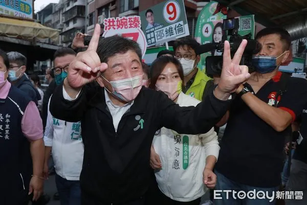 ▲▼陳時中進天宮參香暨中原市場美食走訪＆受訪。（圖／記者周宸亘攝）