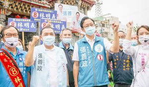 友善再連線龜山掃街　張善政侯友宜：捷運銜接桃園打造共同生活圈