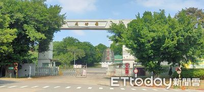 大搖大擺穿過成功嶺衛哨!替代役男入伍7小時偷車逃兵 軍方全不知