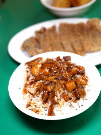 ▲▼台北原味滷肉飯。（圖／部落客三高提供）