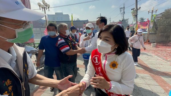 ▲▼      朱立倫力挺雲林縣長張麗善　「20鄉鎮願景親履巡迴」口湖上場    。（圖／張麗善競選辦公室提供）